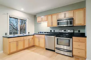 314 Center Ave, Sheboygan, WI 53081 - Photo 4