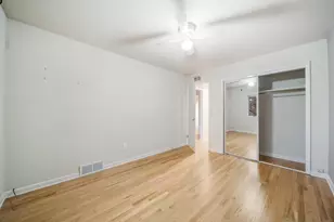 314 Center Ave, Sheboygan, WI 53081 - Photo 10