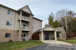 223 5th St, Hartford, WI 53027 - Photo 6