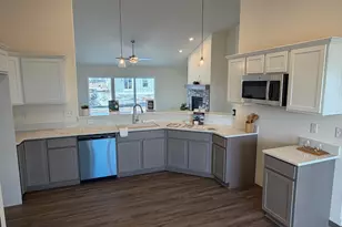 1710 Whalen Dr, Oconomowoc, WI 53066 - Photo 6