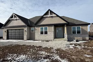 1710 Whalen Dr, Oconomowoc, WI 53066 - Photo 2