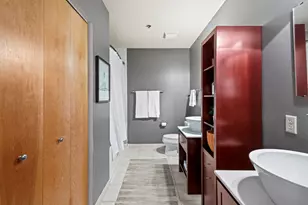 191 N Broadway, Milwaukee, WI 53202 - Photo 16