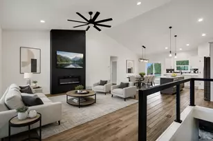 270 Southern Dr, Holmen, WI 54636 - Photo 8