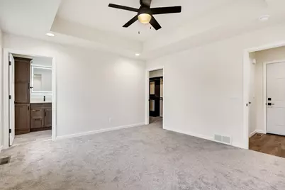 270  Southern Dr, Holmen, WI 54636 - Photo 14