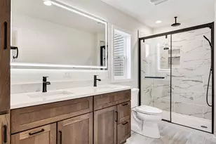 270 Southern Dr, Holmen, WI 54636 - Photo 16