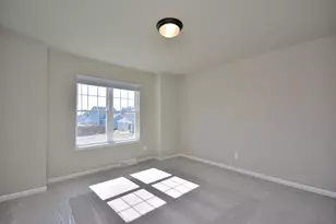 N53W19710 Kingair Dr, Menomonee Falls, WI 53051 - Photo 24