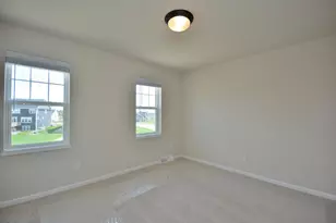 8246 W Bluebird Ct, Mequon, WI 53097 - Photo 22
