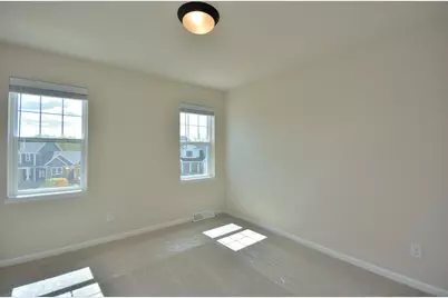 8246 W Bluebird Ct, Mequon, WI 53097 - Photo 20