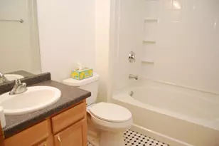 7210 Badger Ln, Wayne, WI 53002 - Photo 20