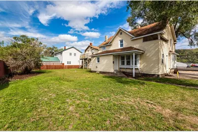 321 E Washington St, Prairie Du Chien, WI 53821 - Photo 4