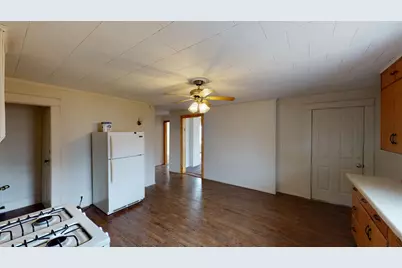 321 E Washington St, Prairie Du Chien, WI 53821 - Photo 18