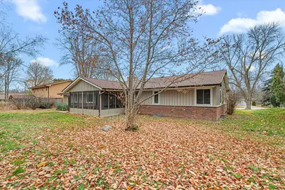 7525 N Redwood Rd, Glendale, WI 53209 - Photo 30