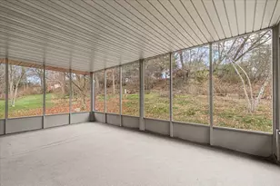 7525 N Redwood Rd, Glendale, WI 53209 - Photo 22