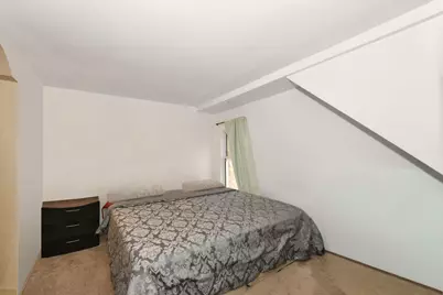 4747 S 21st St, Milwaukee, WI 53221 - Photo 18