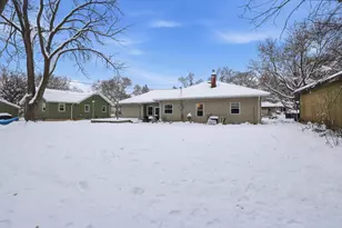 4512 N 105th St, Wauwatosa, WI 53225 - Photo 20