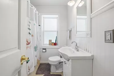 4512 N 105th St, Wauwatosa, WI 53225 - Photo 12