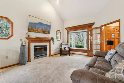 5714 S 107th St, Hales Corners, WI 53130 - Photo 4