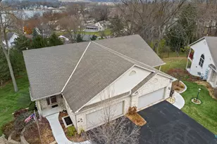 285 Cardinal Ridge Dr, Pewaukee, WI 53072 - Photo 40