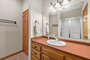 285 Cardinal Ridge Dr, Pewaukee, WI 53072 - Photo 38