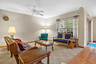 285 Cardinal Ridge Dr, Pewaukee, WI 53072 - Photo 32