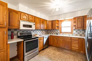 4604 Olive St, Racine, WI 53405 - Photo 2