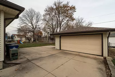 4604  Olive St, Racine, WI 53405 - Photo 32