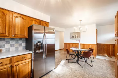 4604  Olive St, Racine, WI 53405 - Photo 4