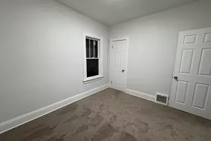 3157 S 8th St, Milwaukee, WI 53215 - Photo 10