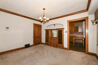 2534 S Brisbane Ave, Milwaukee, WI 53207 - Photo 10