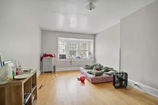 1815 N Oakland Ave, Milwaukee, WI 53202 - Photo 8