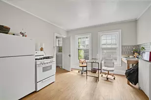 1815 N Oakland Ave, Milwaukee, WI 53202 - Photo 6