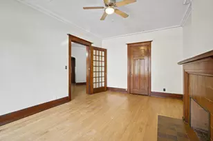 1815 N Oakland Ave, Milwaukee, WI 53202 - Photo 32