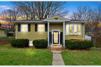 357 N Kendrick Ave, Burlington, WI 53105 - Photo 2