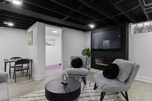 7018 W Hampton Ave, Milwaukee, WI 53218 - Photo 28