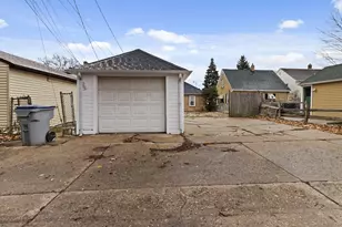 7018 W Hampton Ave, Milwaukee, WI 53218 - Photo 42