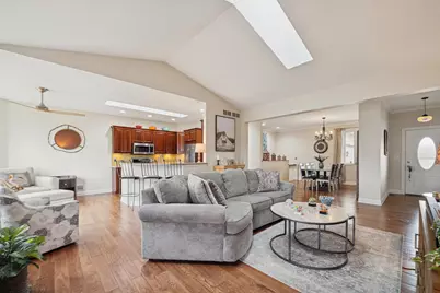 522  Bridgewater Cir, Williams Bay, WI 53191 - Photo 4