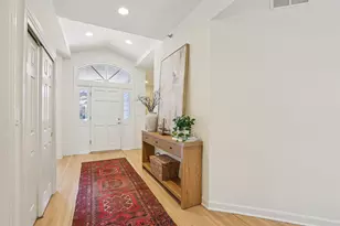 870 Lake Hollow, Brookfield, WI 53005 - Photo 4