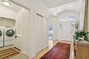 870 Lake Hollow, Brookfield, WI 53005 - Photo 6