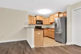 2023 W Layton Ave, Milwaukee, WI 53221 - Photo 10