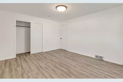 3422  Stratford Ave, Racine, WI 53402 - Photo 18