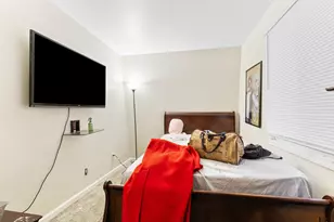 9241 W Allyn St, Milwaukee, WI 53224 - Photo 10