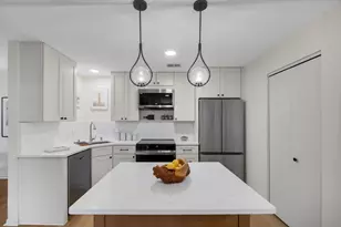 116 E Freistadt Rd, Thiensville, WI 53092 - Photo 4