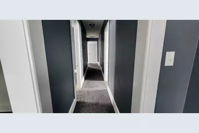 1801 N Wisconsin St #UPPER, Racine, WI 53402 - Photo 4