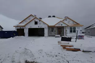 1757 Hammock Ln, Oconomowoc, WI 53066 - Photo 2