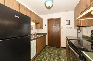 1876 Haymarket Rd, Waukesha, WI 53189 - Photo 6