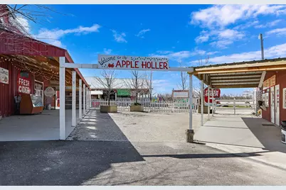 1046  58th Rd, Racine, WI 53182 - Photo 50