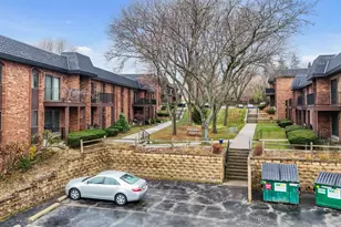 9340 W Forest Home Ave, Milwaukee, WI 53228 - Photo 14