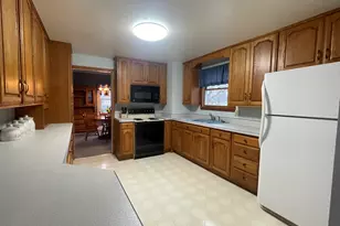 526 Pinetree Rd, Kohler, WI 53044 - Photo 8