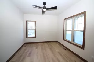 725 Brookview Ct, Racine, WI 53402 - Photo 24