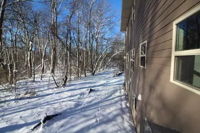 725  Brookview Ct, Racine, WI 53402 - Photo 8